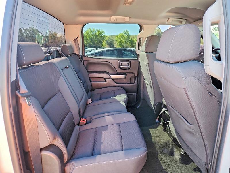Продажа на аукционе авто 2018 Chevrolet Silverado, vin: 3GCUKREC4JG295183, номер лота: 55607996