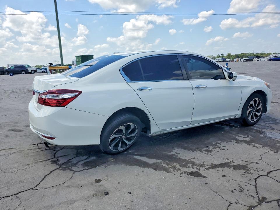 Продажа на аукционе авто 2017 Honda Accord, vin: 1HGCR2F89HA101394, номер лота: 76292165