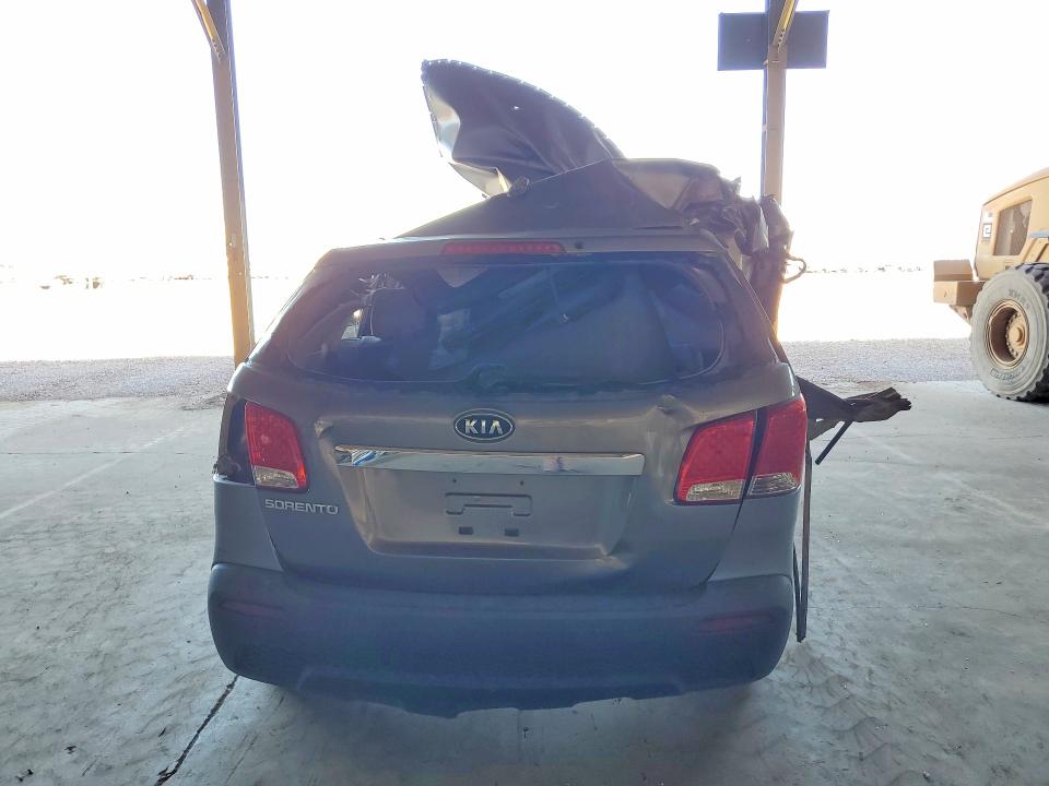 2011 Kia Sorento მანქანა იყიდება აუქციონზე, vin: 5XYKT3A18BG007669, აუქციონის ნომერი: 58745366