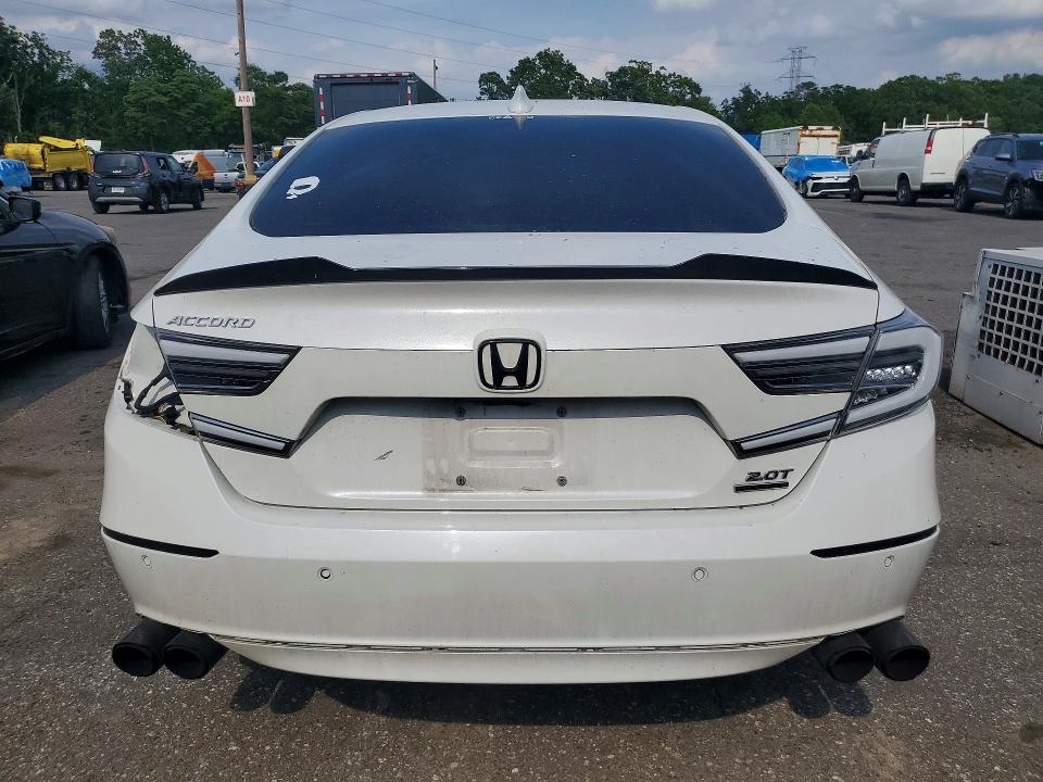 Auction sale of the 2021 Honda Accord, vin: 1HGCV2F9XMA012044, lot number: 57017416