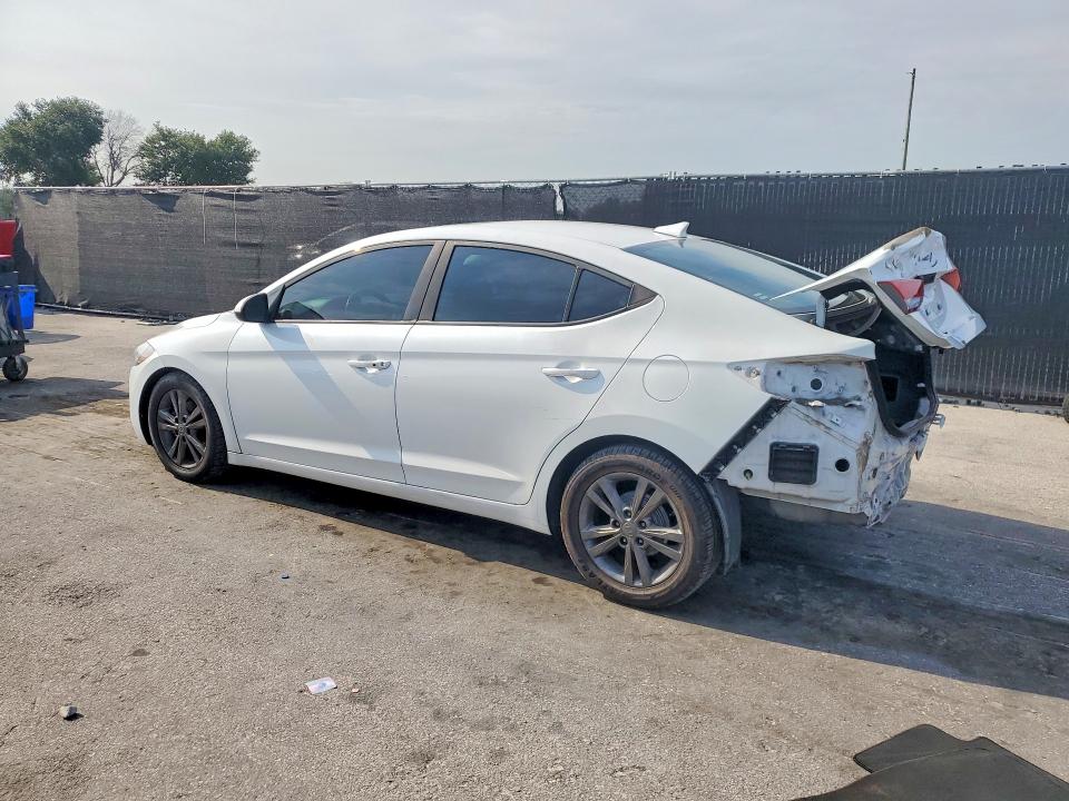 85974615 :رقم المزاد ، 5NPD84LF2HH205223 vin ، 2017 Hyundai Elantra مزاد بيع
