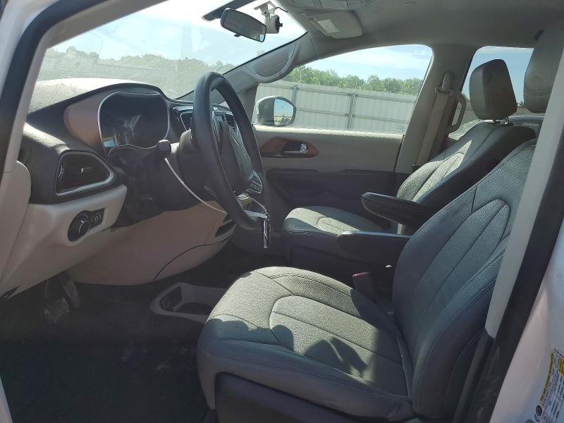 55945706 :رقم المزاد ، 2C4RC1CG1NR103731 vin ، 2022 Chrysler Voyager مزاد بيع