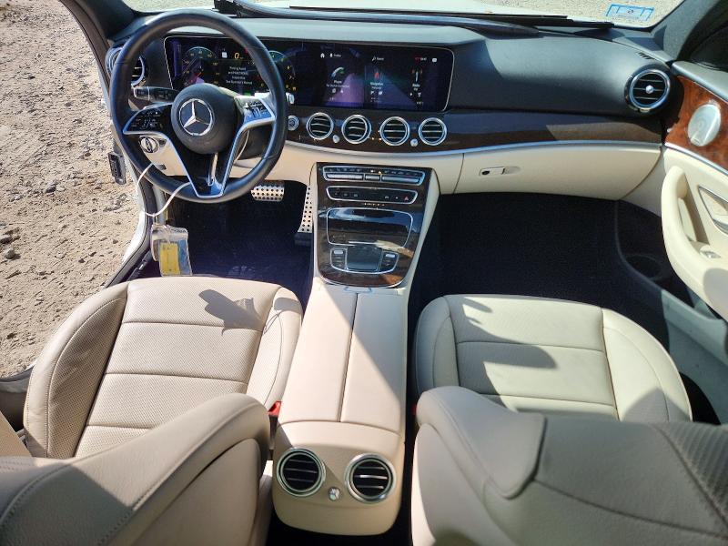 57748496 :رقم المزاد ، W1KZH6AB6NB032696 vin ، 2022 Mercedes-benz E مزاد بيع