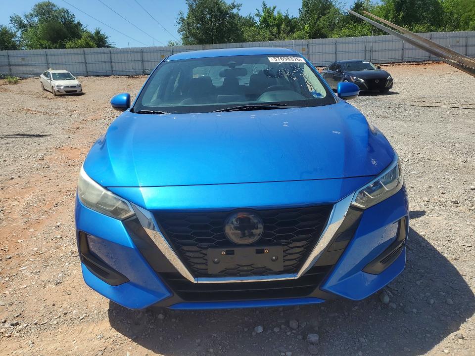 Продажа на аукционе авто 2022 Nissan Sentra, vin: 3N1AB8CV9NY273300, номер лота: 57698376
