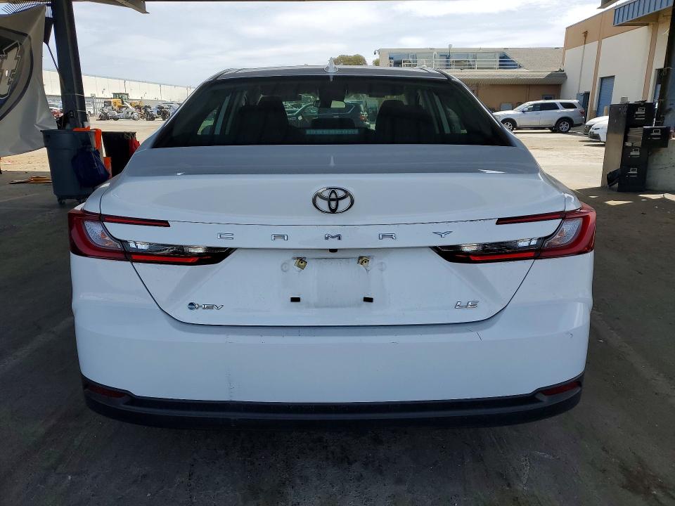 56514036 :رقم المزاد ، 4T1DAACK0SU132572 vin ، 2025 Toyota Camry مزاد بيع