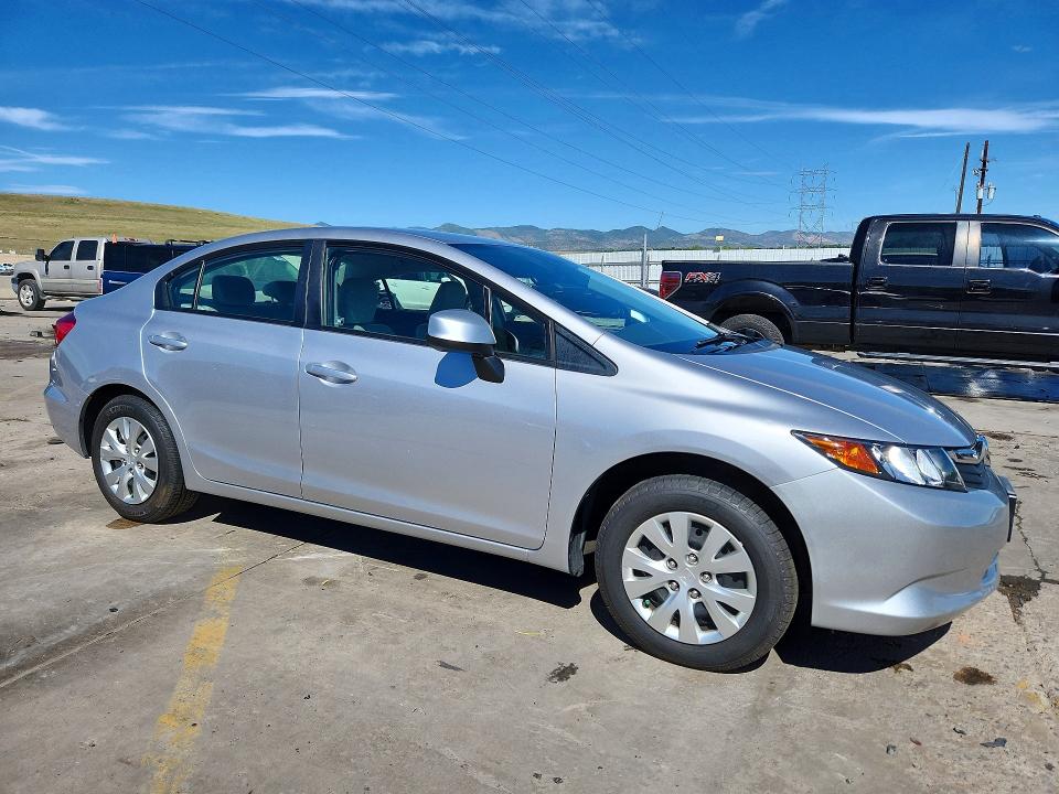 2012 Honda Civic მანქანა იყიდება აუქციონზე, vin: 19XFB2F51CE379041, აუქციონის ნომერი: 57191656