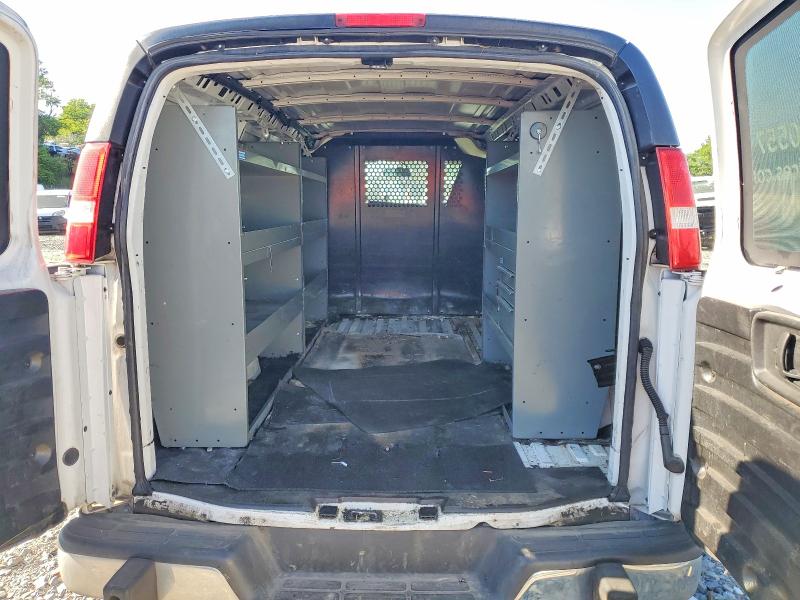 55022196 :رقم المزاد ، 1GCWGAFP4M1229779 vin ، 2021 Chevrolet Express G2500 مزاد بيع