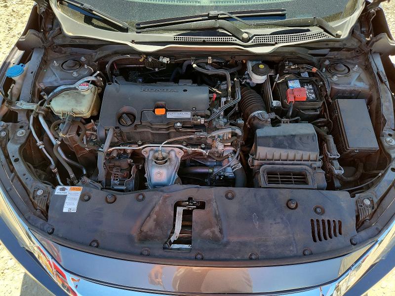 56151346 :رقم المزاد ، 19XFC2F77HE215962 vin ، 2017 Honda Civic مزاد بيع