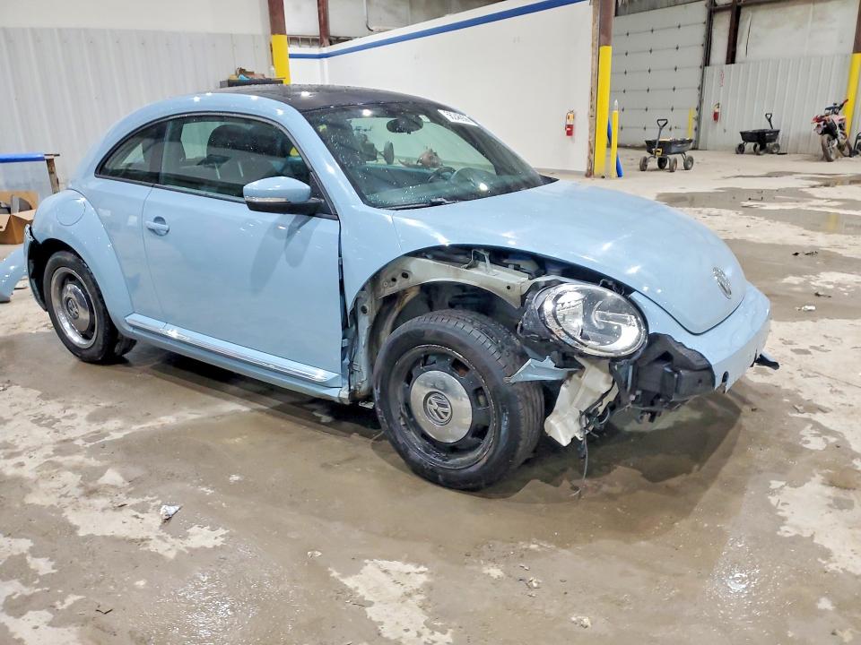 56246936 :رقم المزاد ، 3VWJX7AT5DM610316 vin ، 2013 Volkswagen Beetle مزاد بيع