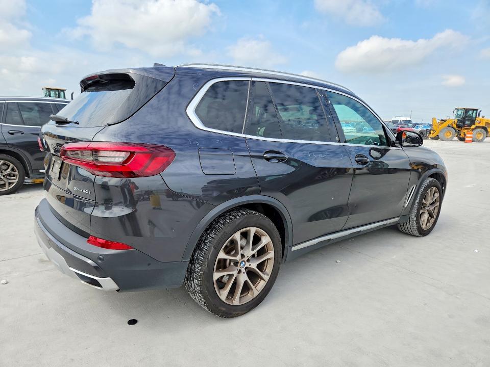 54355176 :رقم المزاد ، 5UXCR6C05M9H41930 vin ، 2021 Bmw X5 مزاد بيع