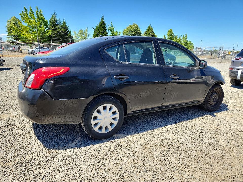56141176 :رقم المزاد ، 3N1CN7AP9CL825600 vin ، 2012 Nissan Versa مزاد بيع