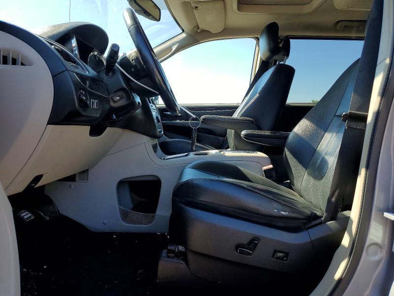 2014 Chrysler Town & Country მანქანა იყიდება აუქციონზე, vin: 2C4RC1CG9ER461028, აუქციონის ნომერი: 55854986