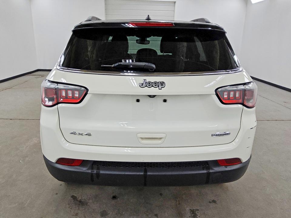 2018 Jeep Compass მანქანა იყიდება აუქციონზე, vin: 3C4NJDBBXJT192279, აუქციონის ნომერი: 57013656