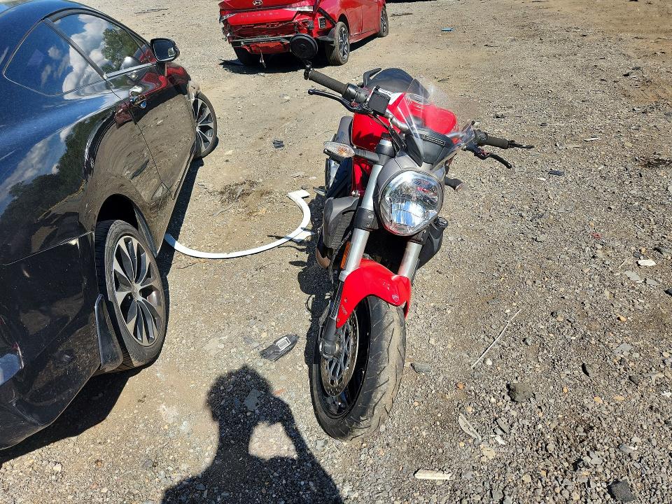 Продажа на аукционе авто 2015 Ducati Monster, vin: ZDM1RBTS7FB009086, номер лота: 57964336