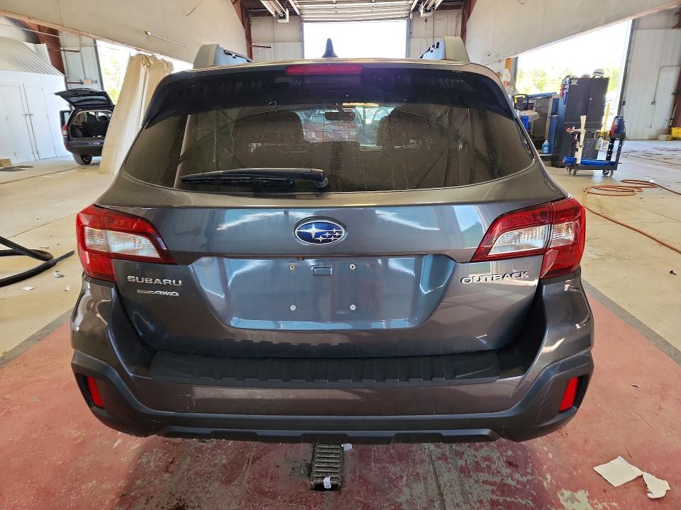 2018 Subaru Outback მანქანა იყიდება აუქციონზე, vin: 4S4BSACC7J3334181, აუქციონის ნომერი: 55407726