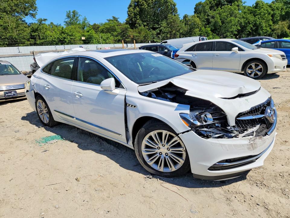55709546 :رقم المزاد ، 1G4ZP5SZXJU131664 vin ، 2018 Buick Lacrosse مزاد بيع