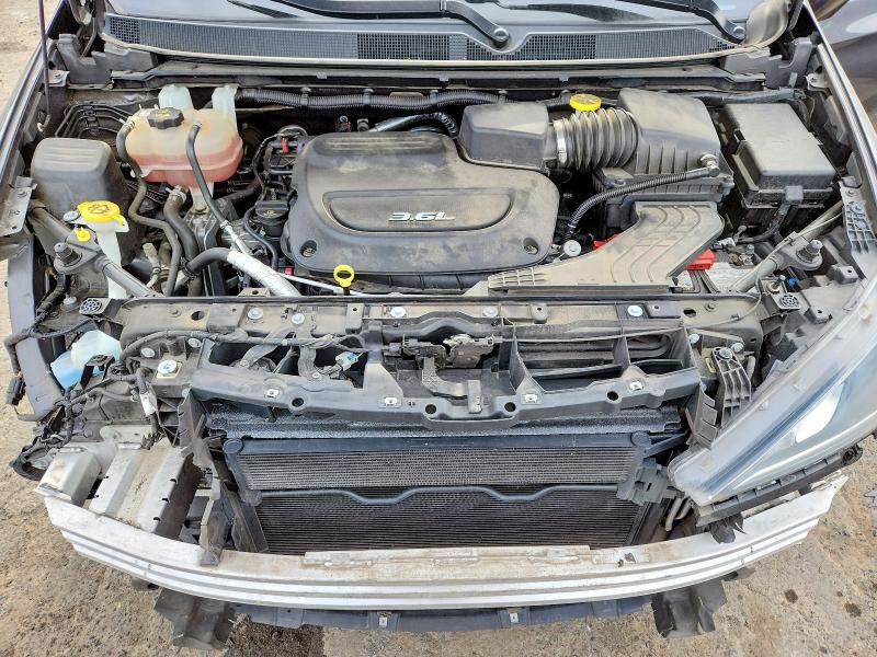 Продажа на аукционе авто 2018 Chrysler Pacifica, vin: 2C4RC1FG6JR123642, номер лота: 57991936