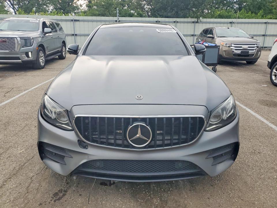 58866446 :رقم المزاد ، WDDZF6BB7KA622055 vin ، 2019 Mercedes-benz E مزاد بيع