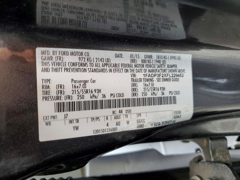 59113076 :رقم المزاد ، 1FADP3F2XFL229452 vin ، 2015 Ford Focus مزاد بيع