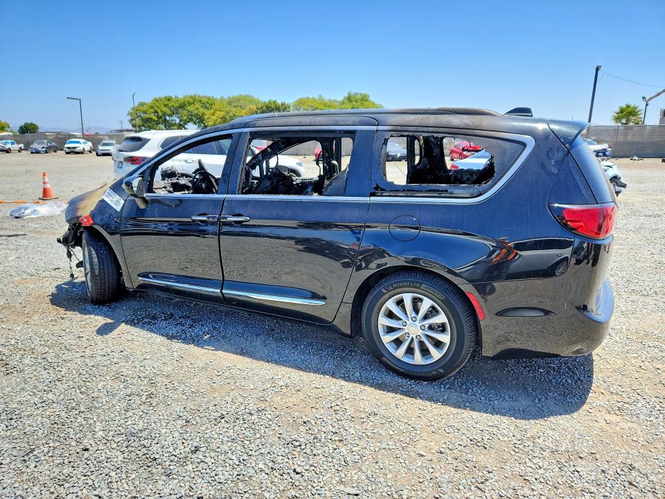Продажа на аукционе авто 2018 Chrysler Pacifica, vin: 2C4RC1EG1JR149924, номер лота: 56698186