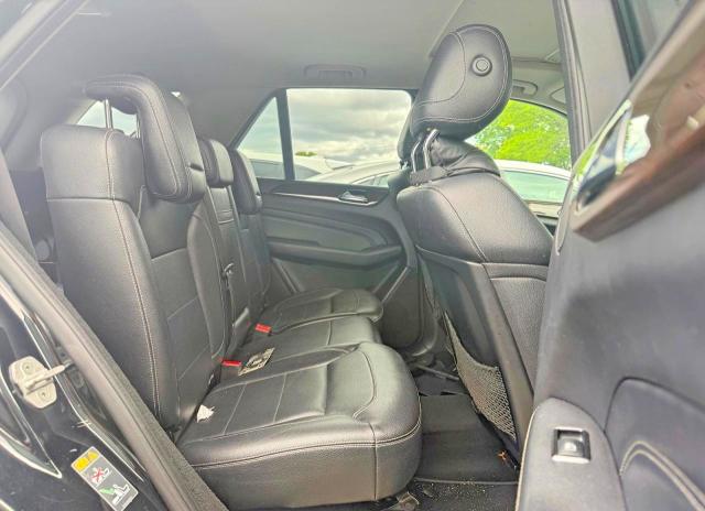 Продажа на аукционе авто 2015 Mercedes-benz Ml, vin: 4JGDA5HB8FA516672, номер лота: 55899636