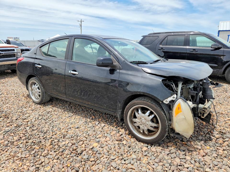 2013 Nissan Versa მანქანა იყიდება აუქციონზე, vin: 3N1CN7AP0DL890367, აუქციონის ნომერი: 57776656