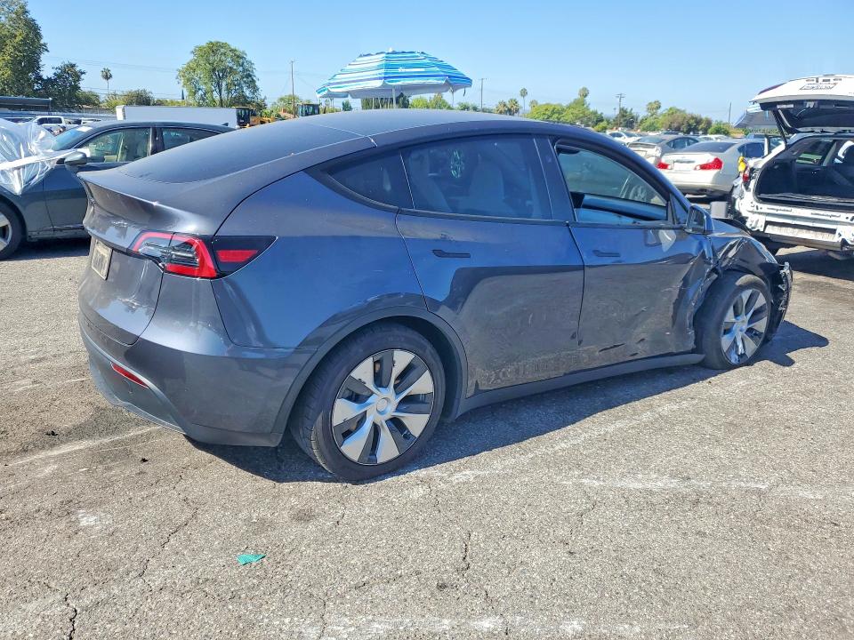 55649766 :رقم المزاد ، 7SAYGDED3PF968917 vin ، 2023 Tesla Model Y مزاد بيع