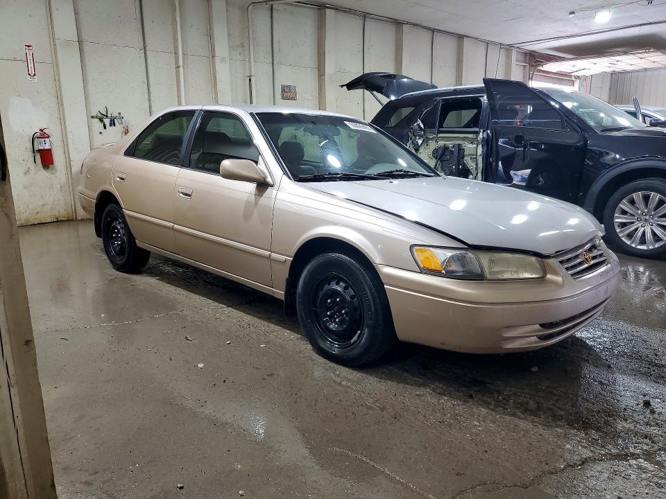 55026496 :رقم المزاد ، 4T1BG22KXXU449893 vin ، 1999 Toyota Camry مزاد بيع