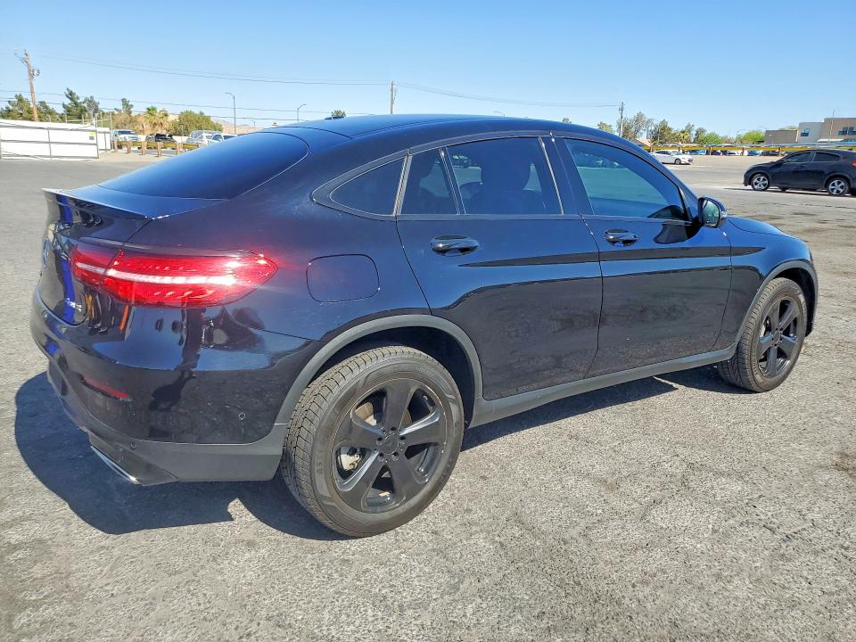 56459936 :رقم المزاد ، WDC0J4KB0KF628105 vin ، 2019 Mercedes-benz Glc Coupe مزاد بيع