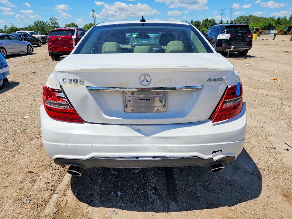 57026296 :رقم المزاد ، WDDGF8AB1EA938429 vin ، 2014 Mercedes-benz C مزاد بيع