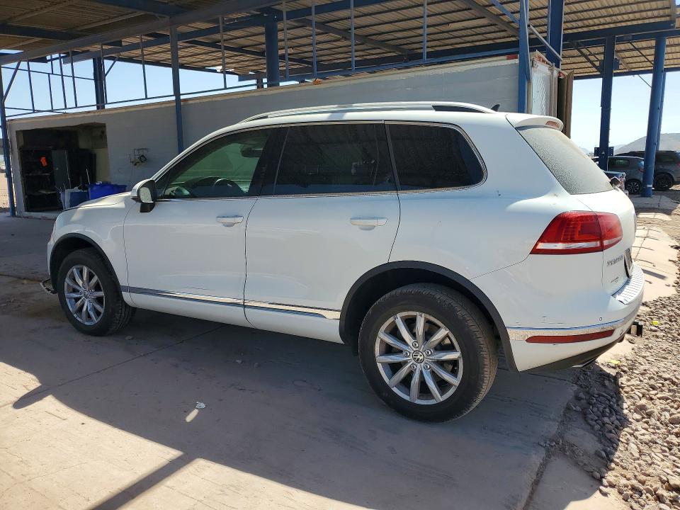 Auction sale of the 2017 Volkswagen Touareg, vin: WVGEF7BP0HD003052, lot number: 57926786