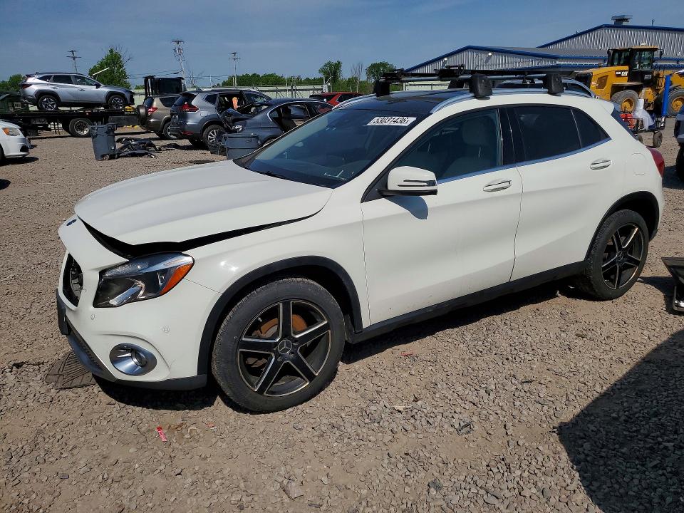 53031436 :رقم المزاد ، WDCTG4GB8JJ379777 vin ، 2018 Mercedes-benz Gla مزاد بيع
