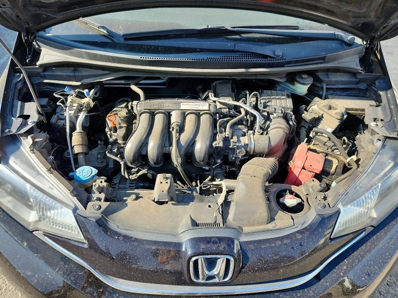 58323746 :رقم المزاد ، 3HGGK5H88FM762693 vin ، 2015 Honda Fit مزاد بيع