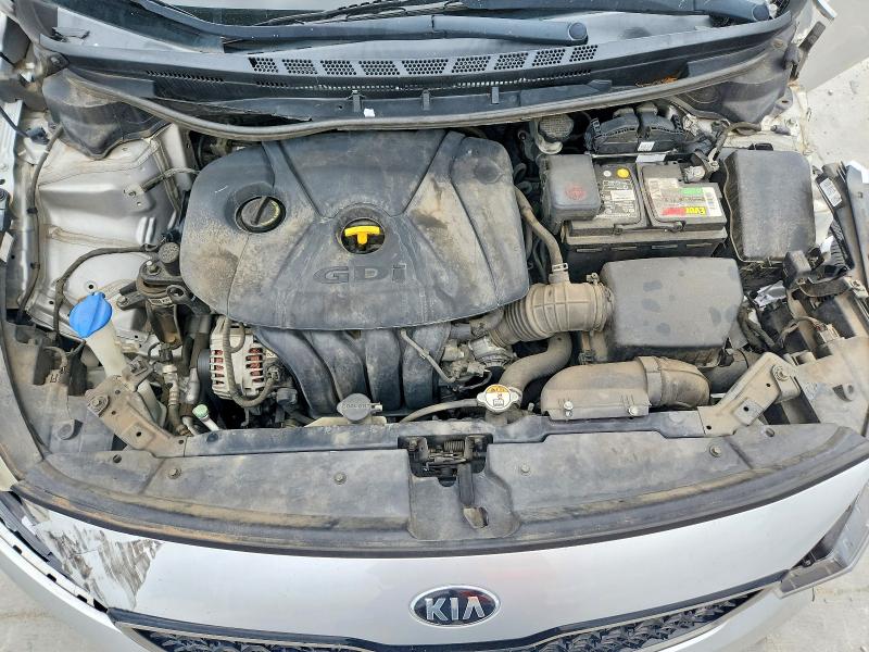 57561186 :رقم المزاد ، KNAFK5A89H5668736 vin ، 2017 Kia Forte مزاد بيع