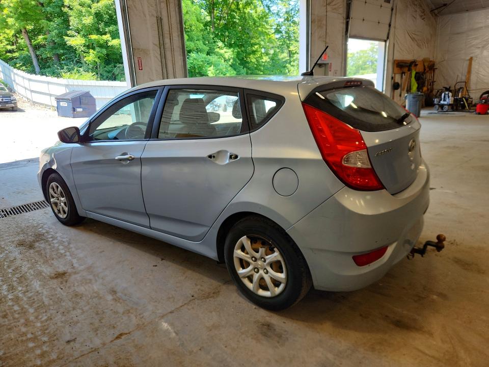 2013 Hyundai Accent მანქანა იყიდება აუქციონზე, vin: KMHCT5AE6DU128622, აუქციონის ნომერი: 59059896
