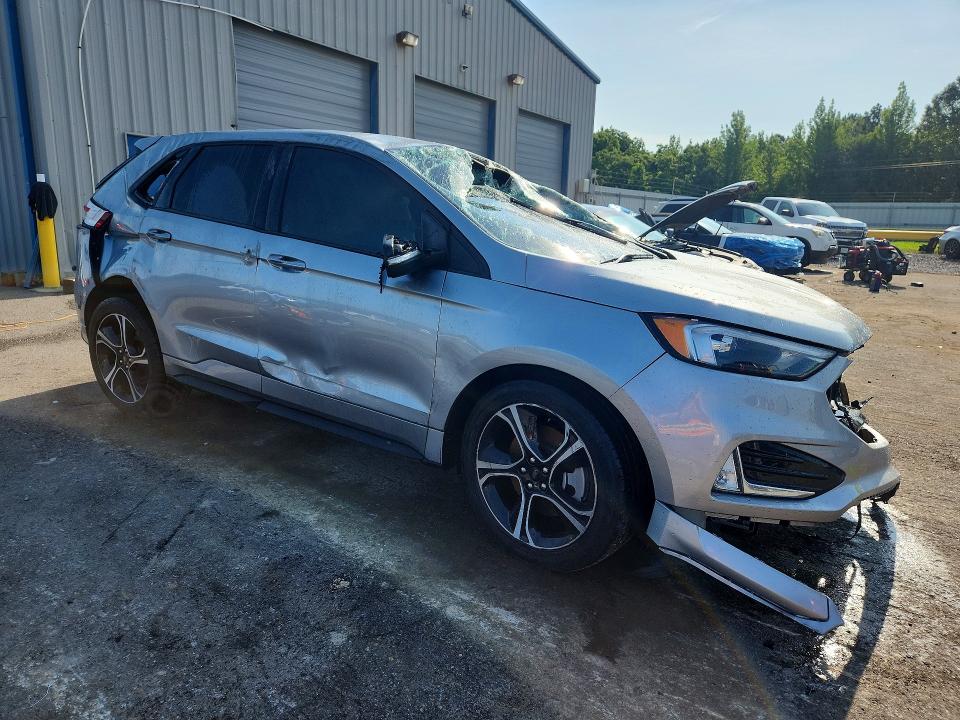 58916366 :رقم المزاد ، 2FMPK4AP5PBA53597 vin ، 2023 Ford Edge مزاد بيع