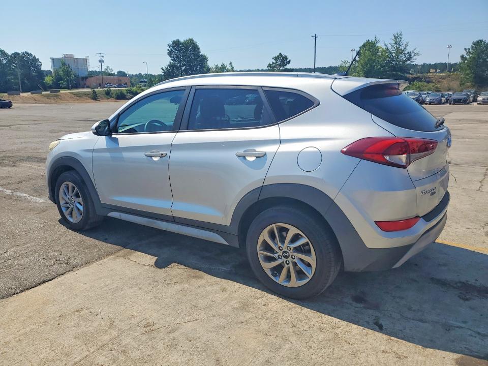57373896 :رقم المزاد ، KM8J33A26HU432864 vin ، 2017 Hyundai Tucson مزاد بيع