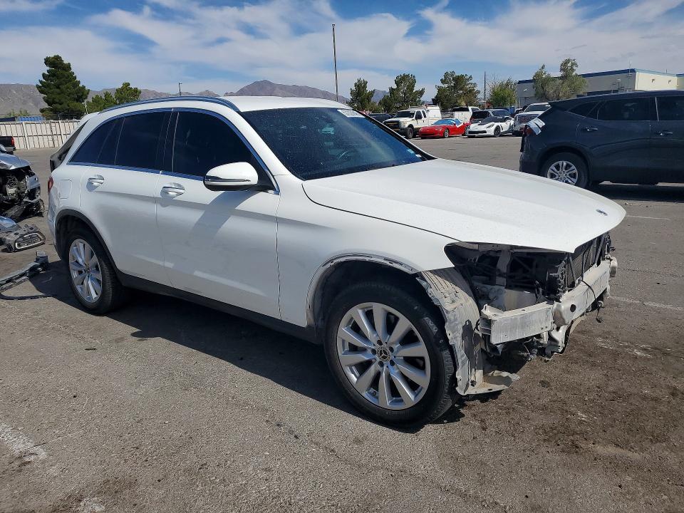 57228846 :رقم المزاد ، W1N0G8DBXMF973713 vin ، 2021 Mercedes-benz Glc مزاد بيع