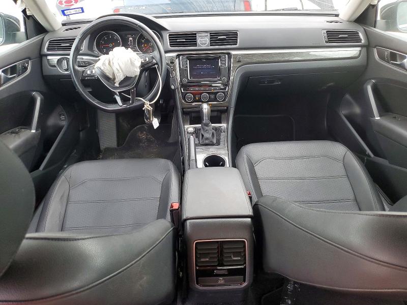 57713366 :رقم المزاد ، 1VWBT7A33HC015536 vin ، 2017 Volkswagen Passat مزاد بيع