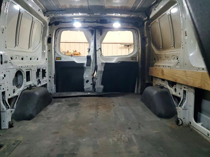 58739516 :رقم المزاد ، 1FTYE1Y8XLKB52204 vin ، 2020 Ford Transit مزاد بيع