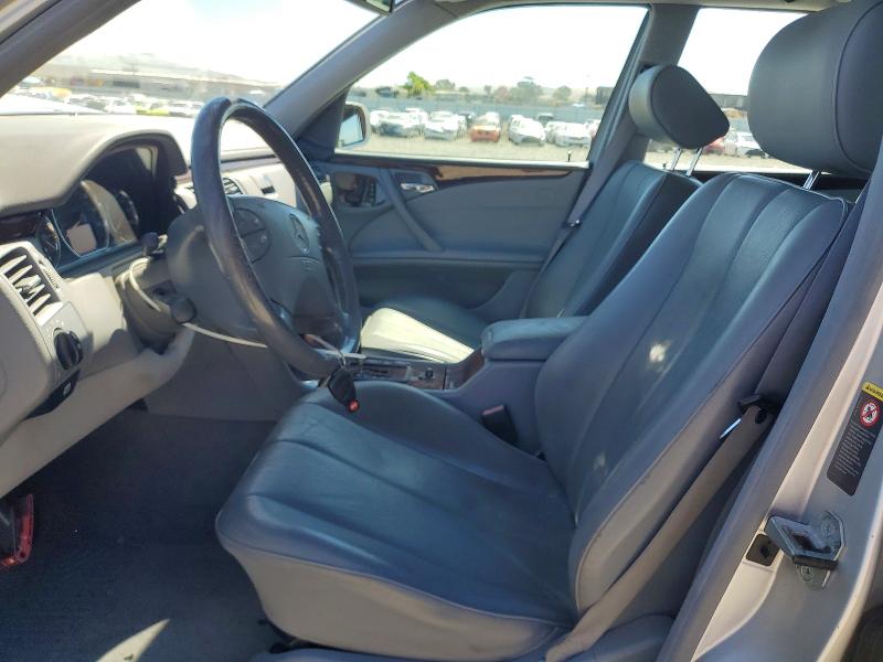 57387056 :رقم المزاد ، WDBJH82J21X051038 vin ، 2001 Mercedes-benz E مزاد بيع
