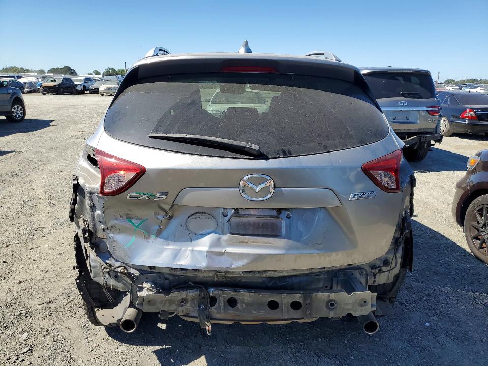 2015 Mazda Cx-5 მანქანა იყიდება აუქციონზე, vin: JM3KE2DY2F0495372, აუქციონის ნომერი: 55996726