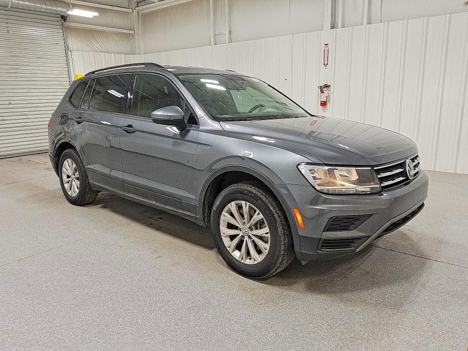 2020 Volkswagen Tiguan მანქანა იყიდება აუქციონზე, vin: 3VV1B7AX4LM043455, აუქციონის ნომერი: 50091216
