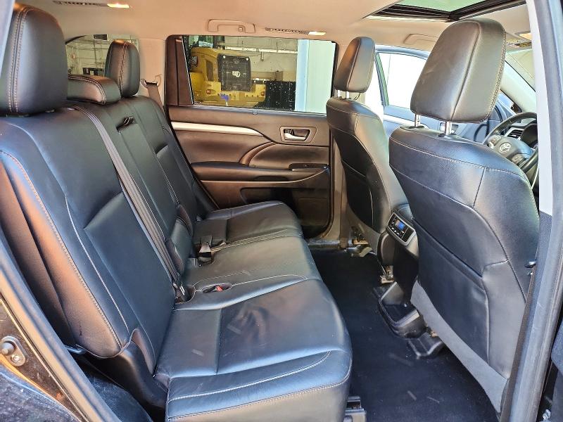 2017 Toyota Highlander მანქანა იყიდება აუქციონზე, vin: 5TDJZRFH2HS417589, აუქციონის ნომერი: 55318616