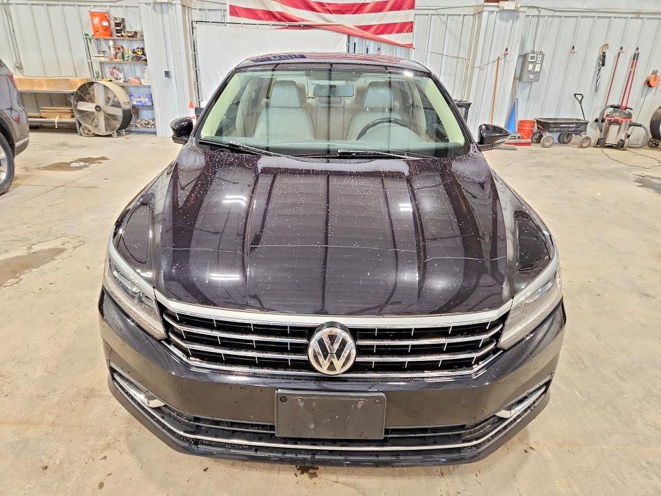 Aukcja sprzedaży 2018 Volkswagen Passat, vin: 1VWBA7A39JC043322, numer aukcji: 58708296