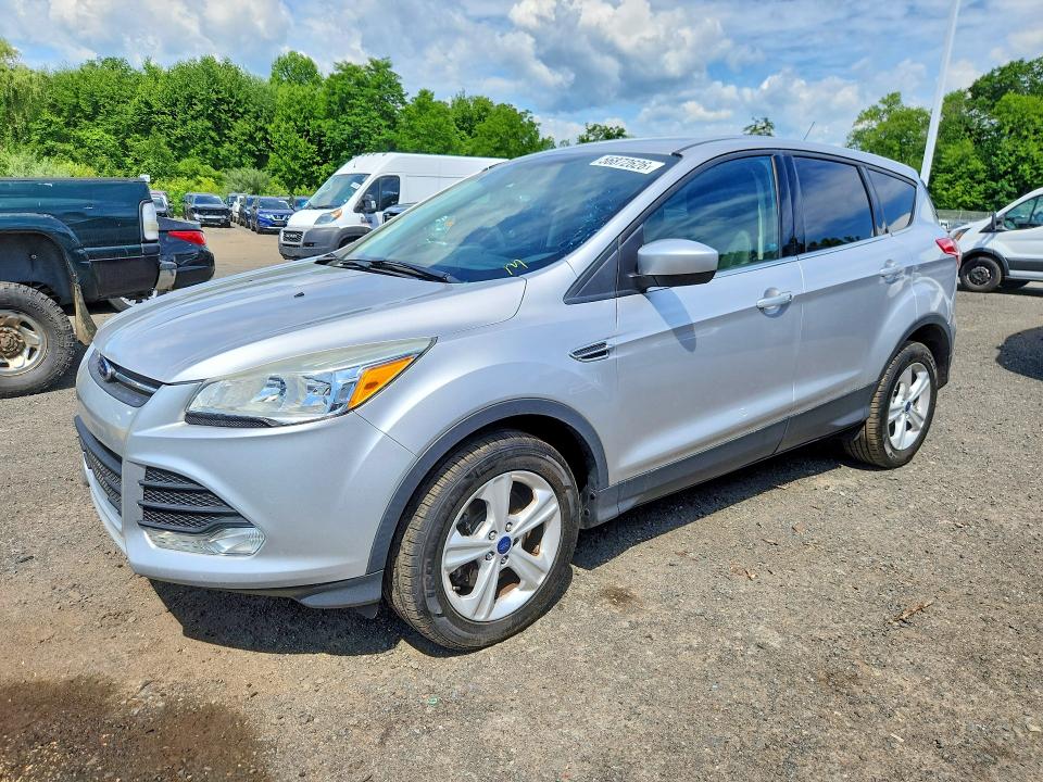 2015 Ford Escape მანქანა იყიდება აუქციონზე, vin: 1FMCU9G99FUA45073, აუქციონის ნომერი: 56872626