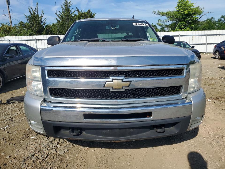 2011 Chevrolet Silverado მანქანა იყიდება აუქციონზე, vin: 3GCPKSE31BG352560, აუქციონის ნომერი: 55846906