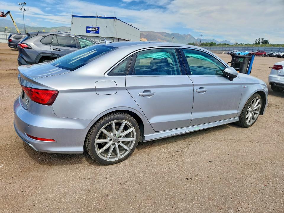 56491906 :رقم المزاد ، WAUKFHFF0F1058904 vin ، 2015 Audi A3 مزاد بيع