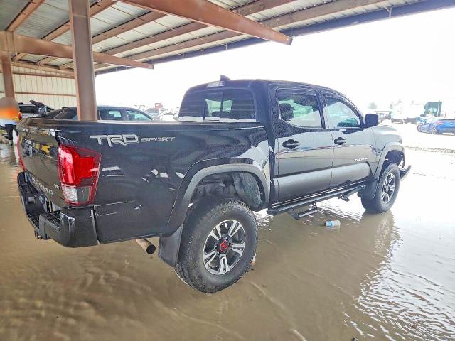 56159056 :رقم المزاد ، 5TFAZ5CN3JX060734 vin ، 2018 Toyota Tacoma مزاد بيع