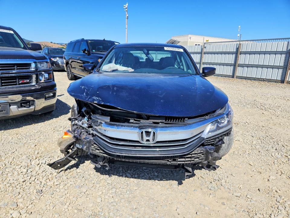 2017 Honda Accord მანქანა იყიდება აუქციონზე, vin: 1HGCR2F30HA071822, აუქციონის ნომერი: 55598236